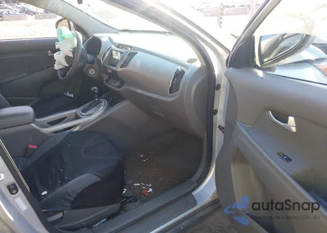 2016 Kia Sportage Lx z USA, uszkodzony, nr VIN KNDPB3ACXG7847760